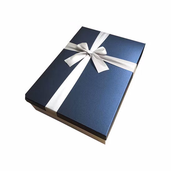 Custom Magnetic Closure Matt Lamination Folding Paper Gift Box with Glossy Black UV Coating Logo Folded Packaging Storage Boxes Cardboard Shipping Box
